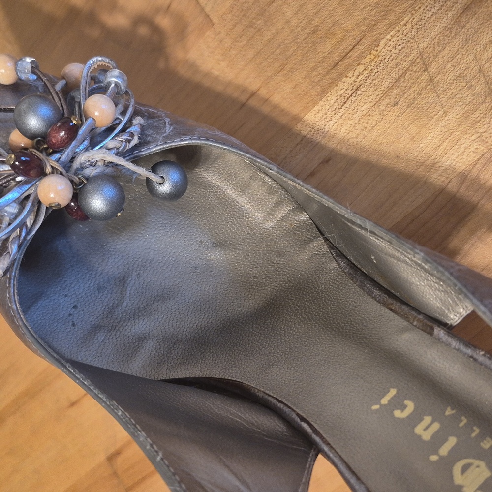 Da Vinci Marbella Silver Beads Bow Slingback Pointy Toe Heels - Picture 5 of 13